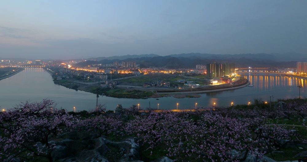 新城夜景