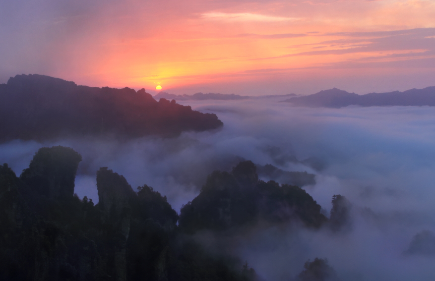 霓裳
