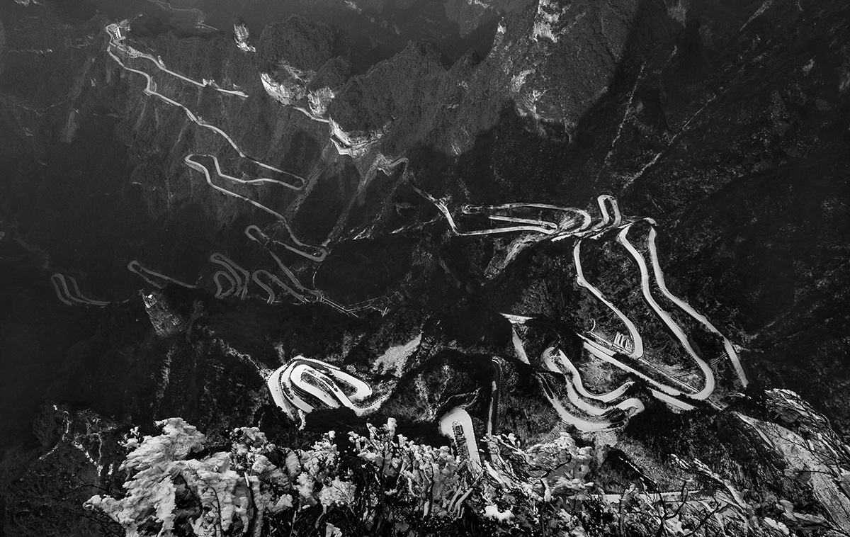 水墨天门山4