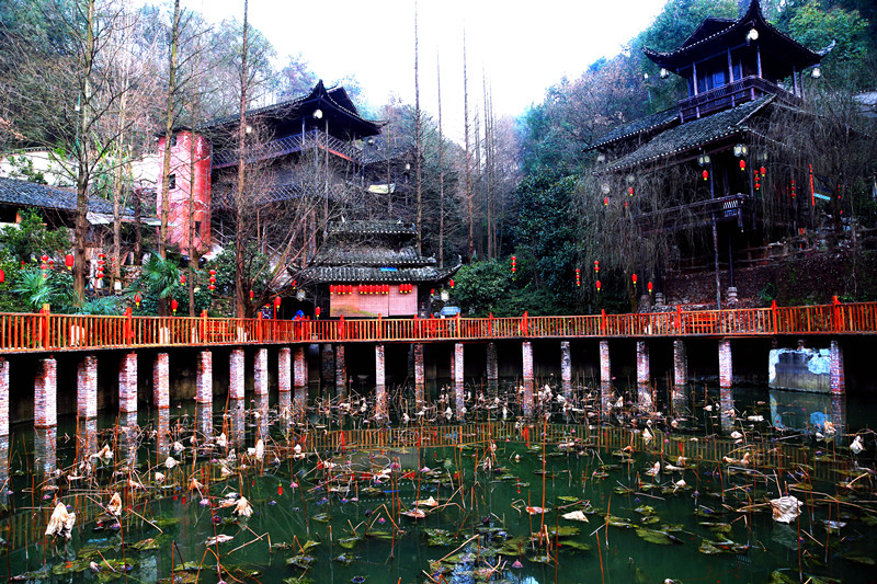 土家吊角楼