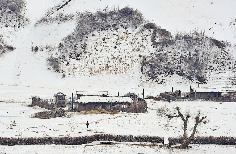 鸭绿江对岸的村落