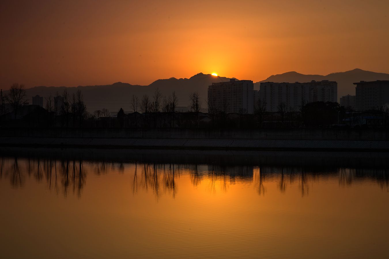 晨曦