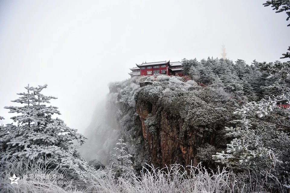 风雪峨眉山