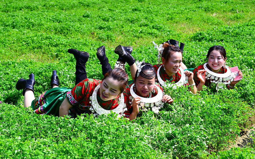 春到黄龙洞广场