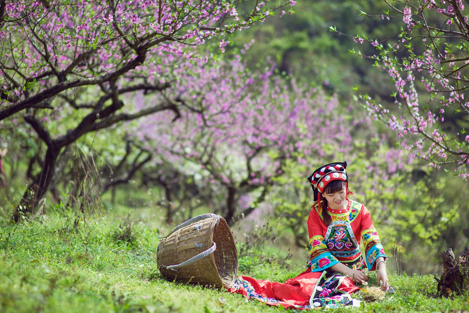 踏青土家妹-10