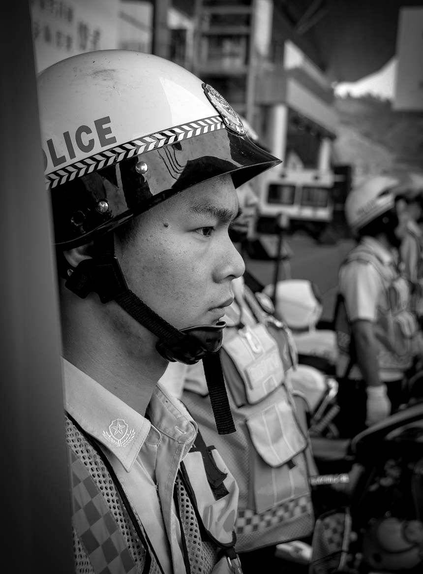警察英姿