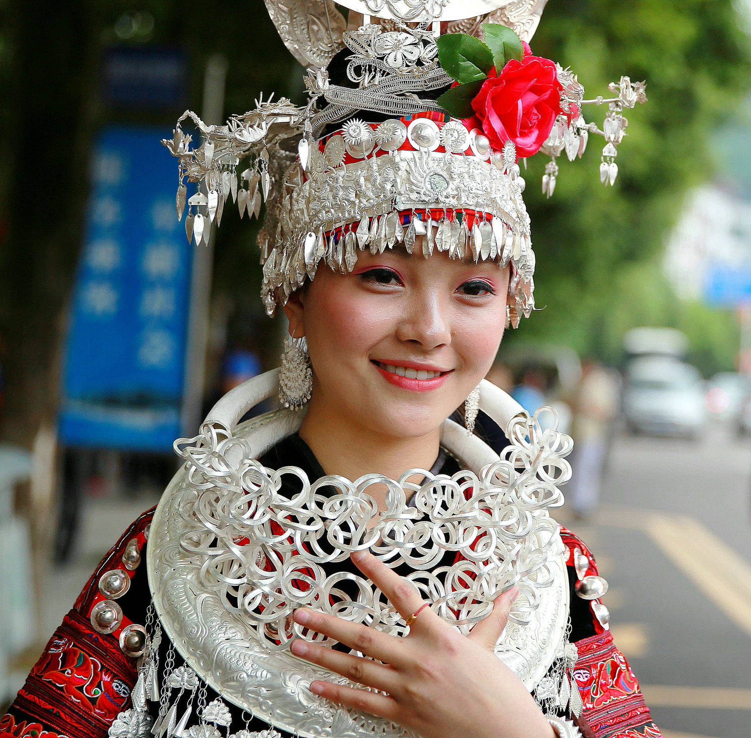 贵州台江苗女（一）