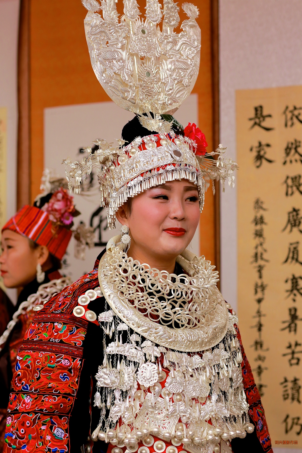 盛装苗女5
