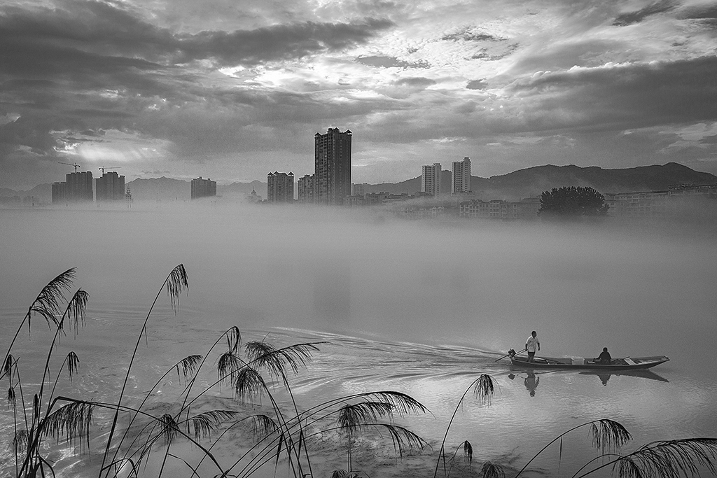 雨后山城