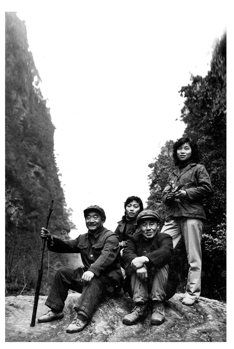 八十年代州科委李春林副主任到张家界考察