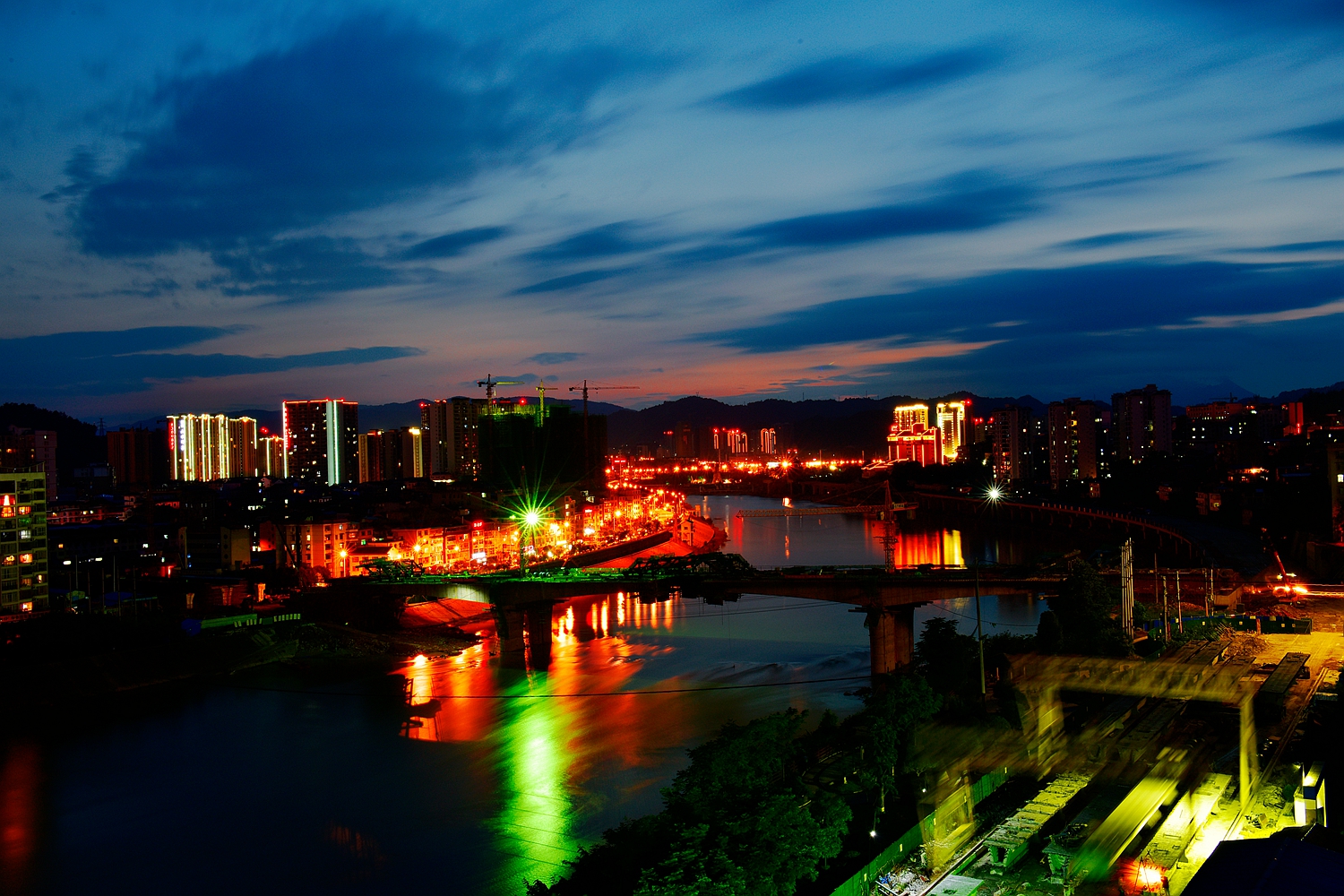 澧水夜景