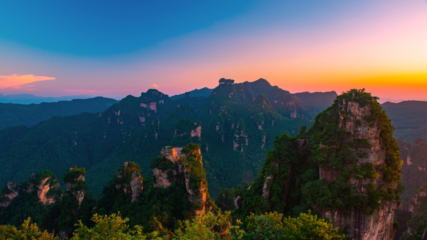 青山夕照