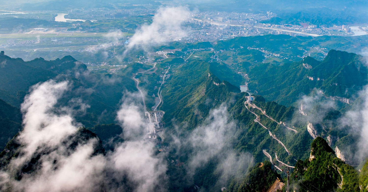 天门山上好风光