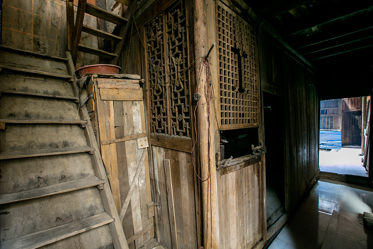 沿河街民居3