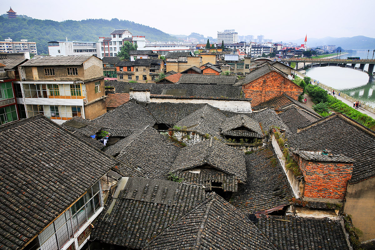 沿河街旧貌