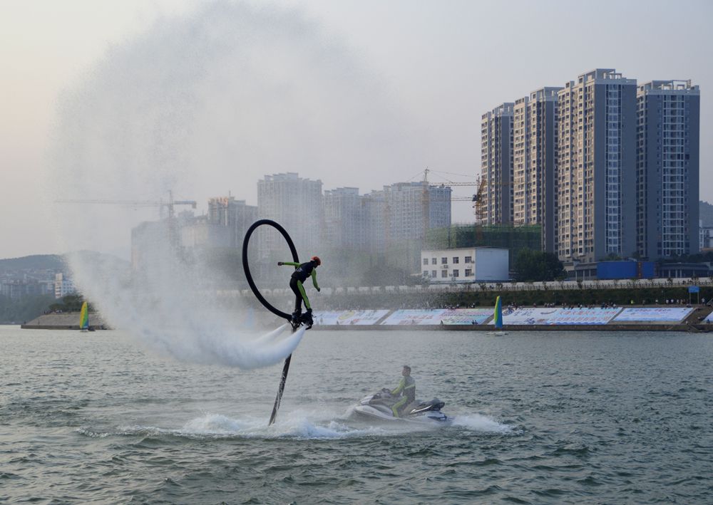 翻滚三