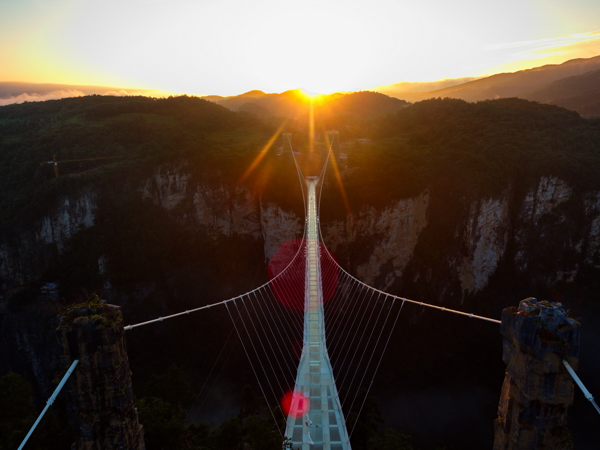 日出东方02