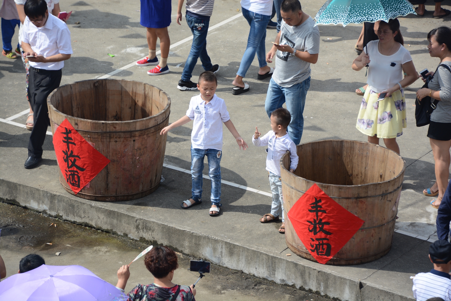 长大我们也来抢酒