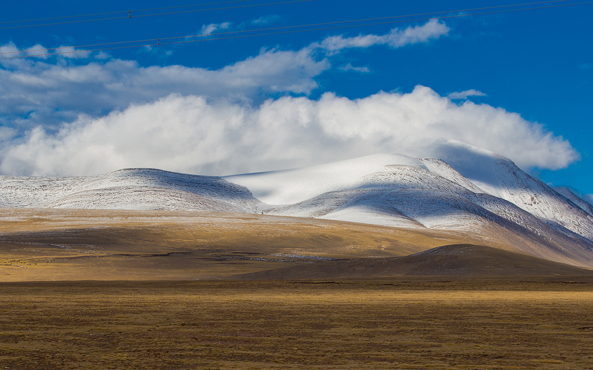 雪  山