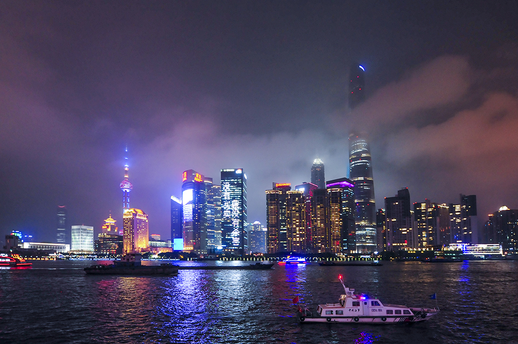 浦江魅影