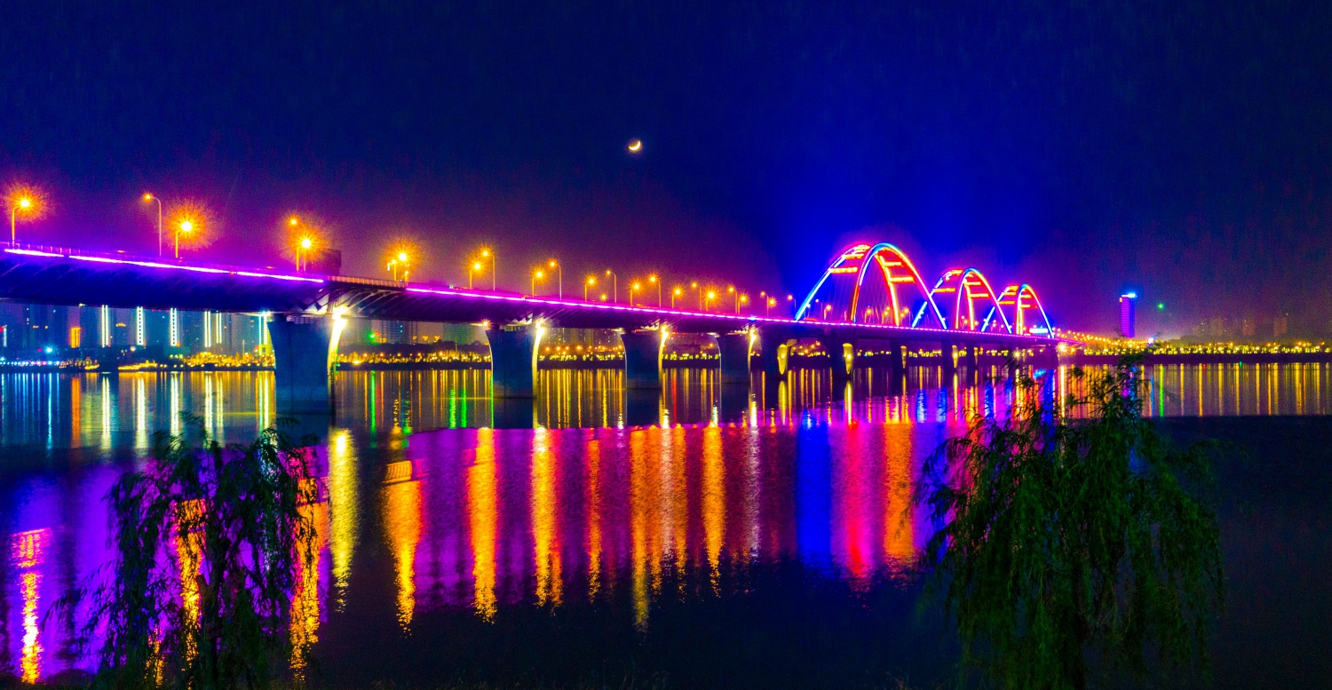 五彩夜色