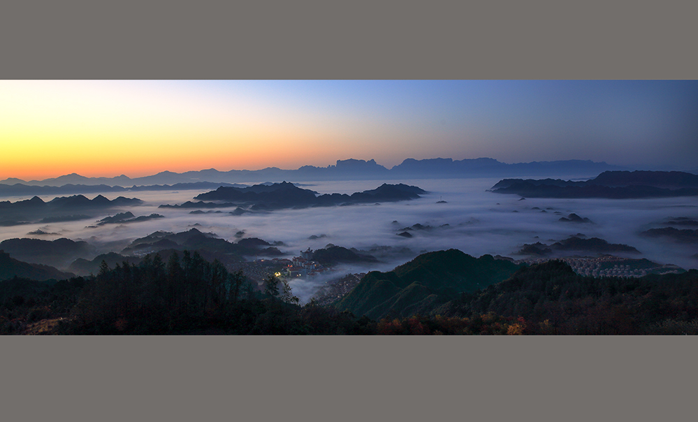 迷雾山庄