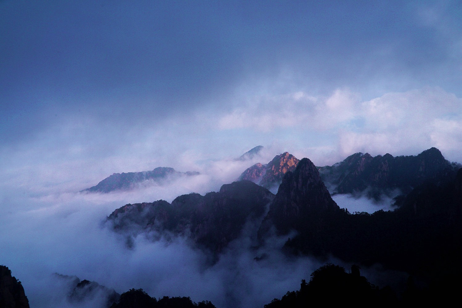 烟雨黄山
