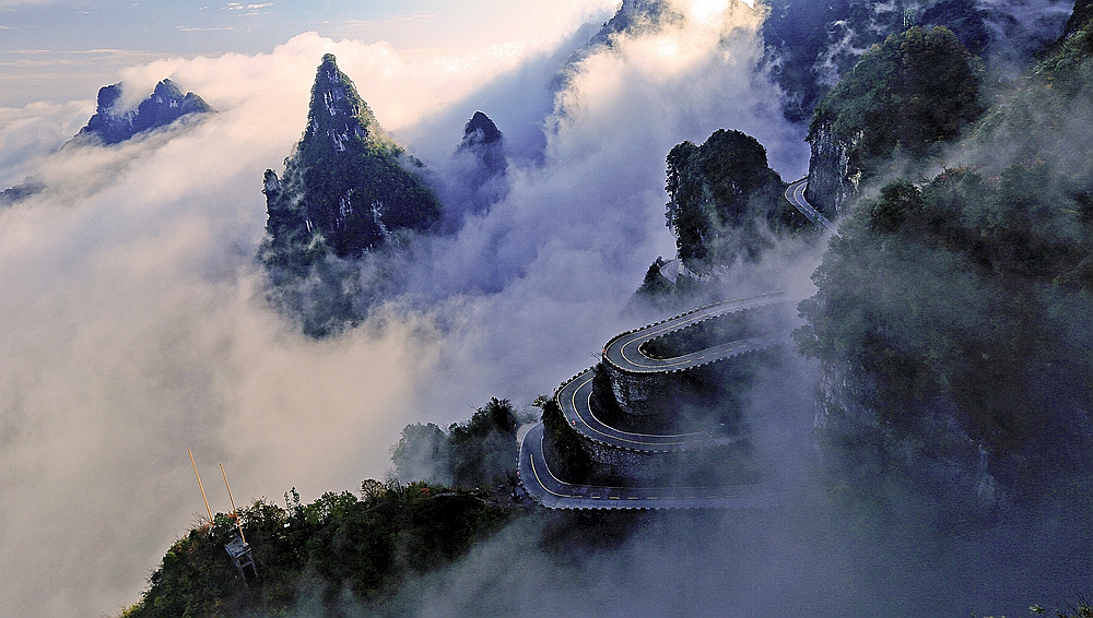 油画天路风云