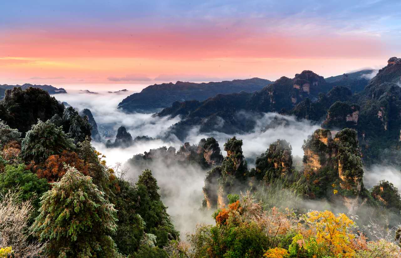 艳丽黄石寨