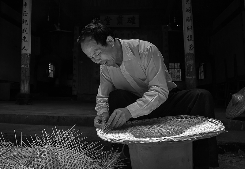 编织红军斗笠