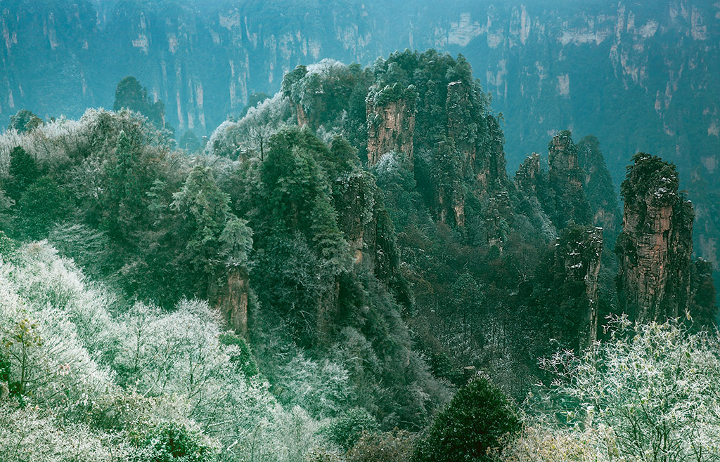 雪妆奇峰