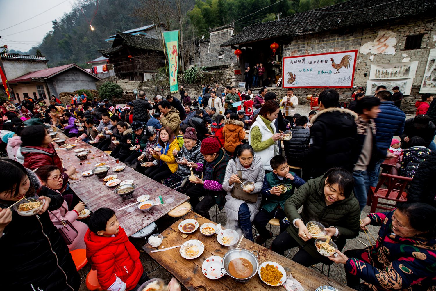 罗水乡土家人大年饭-4