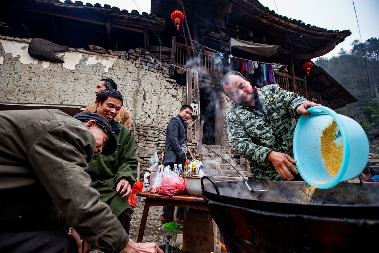 罗水乡土家人大年饭-1