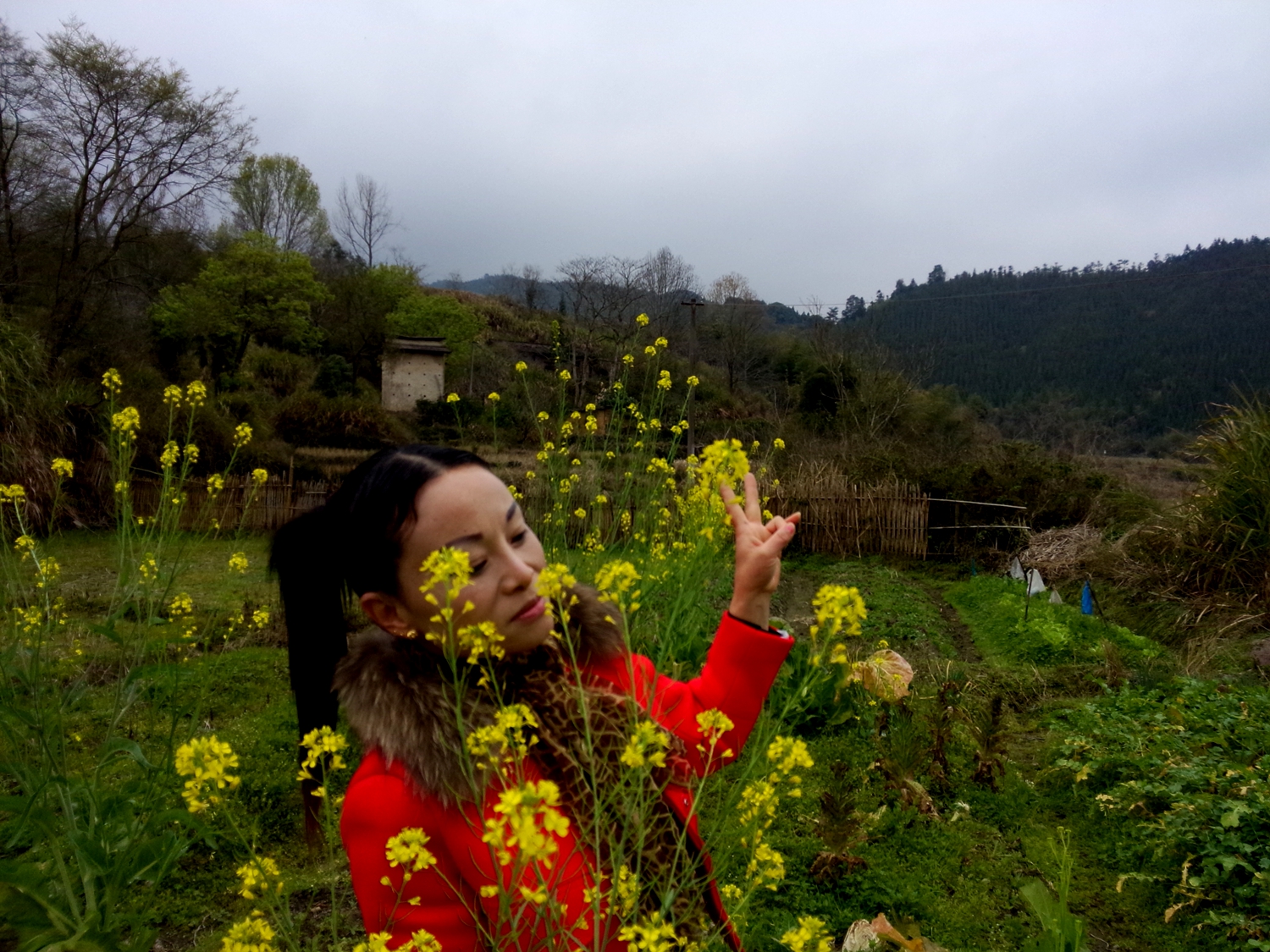 花不迷人，人自迷”