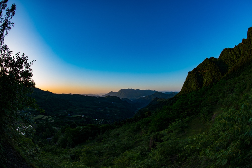 远山