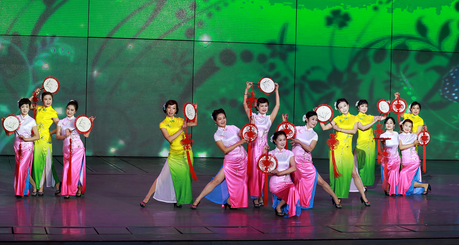 旗袍秀欢乐表演