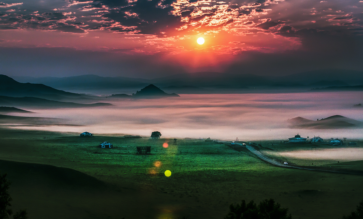 草原晨曦2