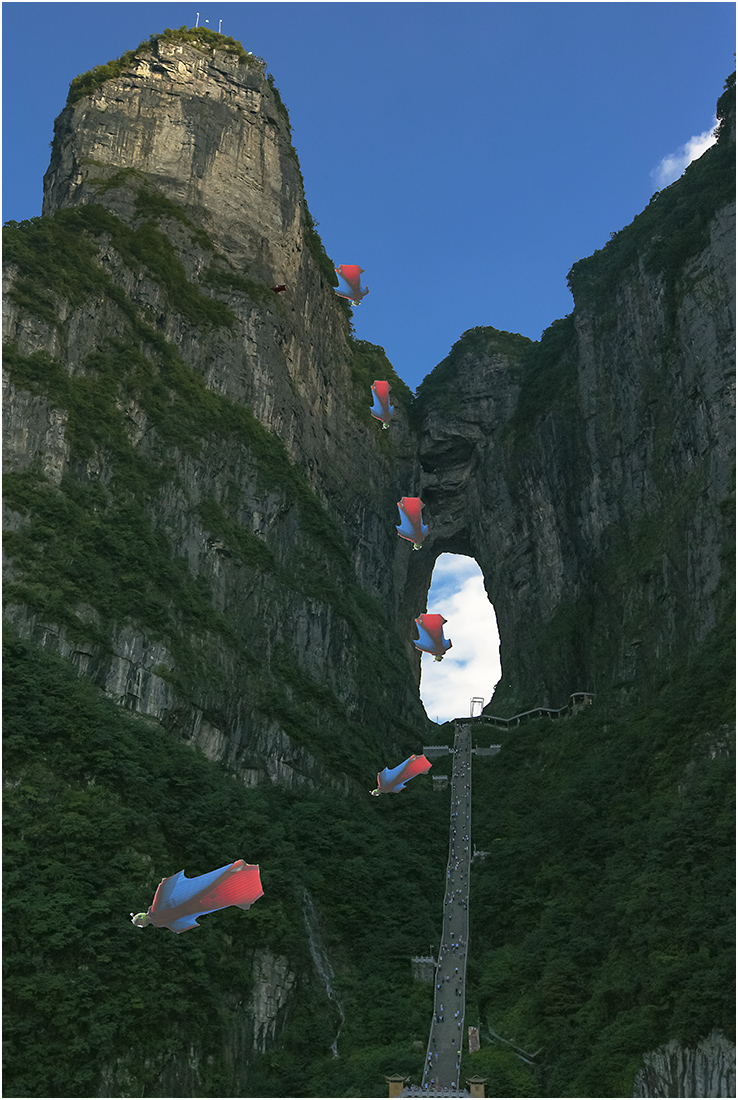 天门山翼装飞行