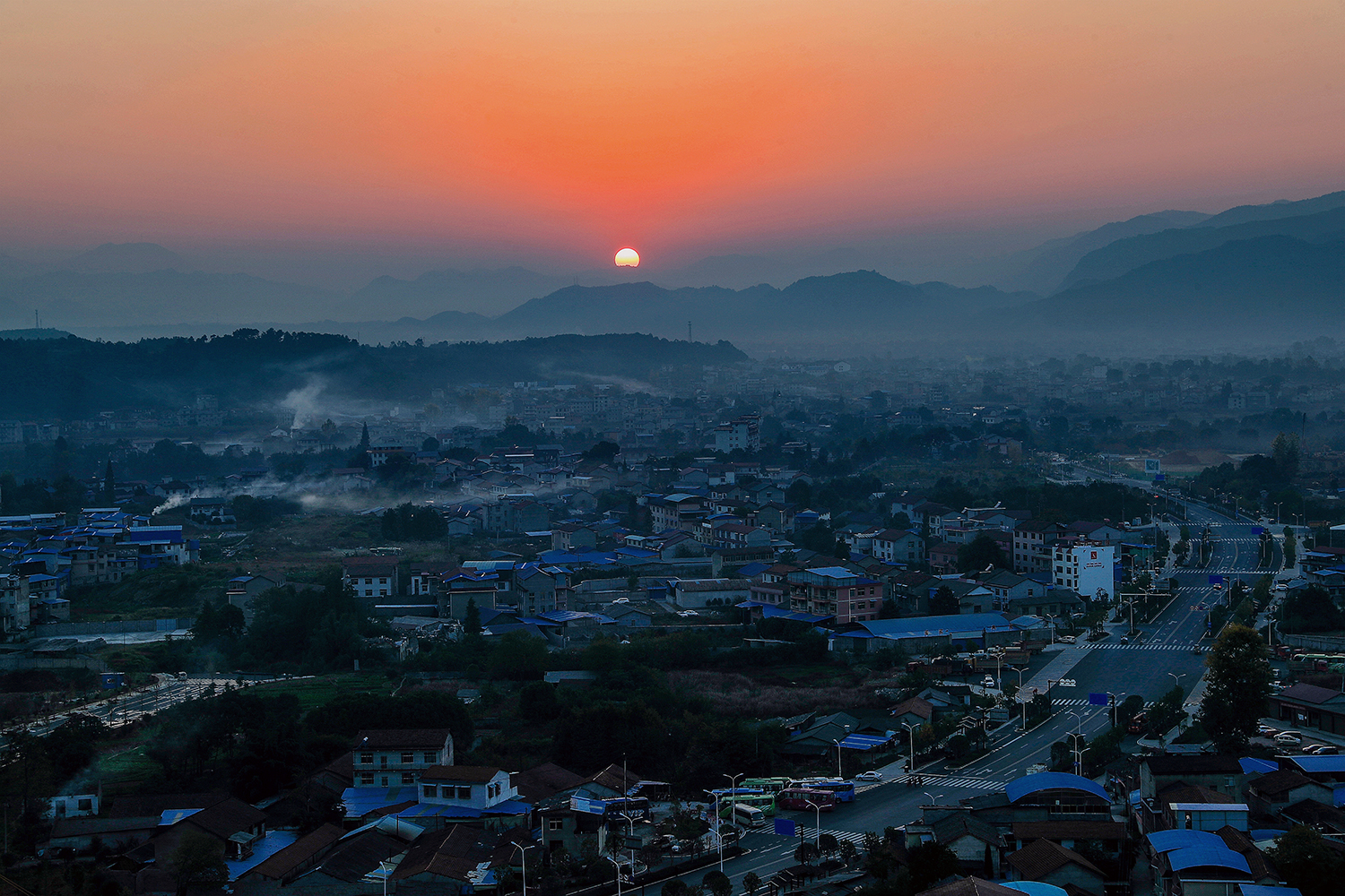 太阳落山时