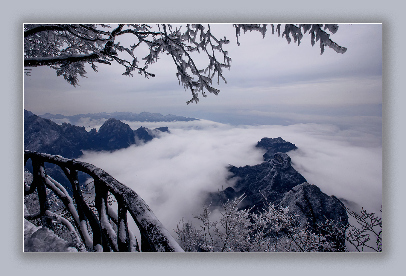 雪后天门山