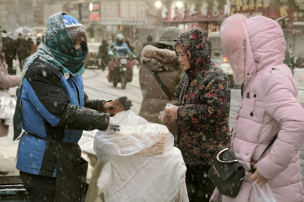 风雪街头