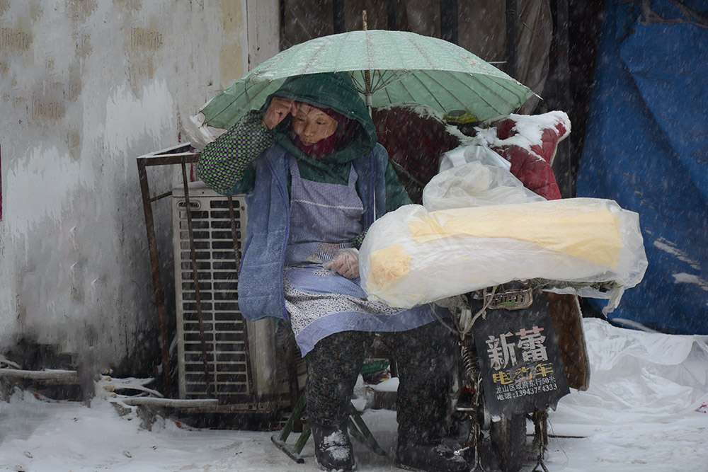 雪中煎饼摊