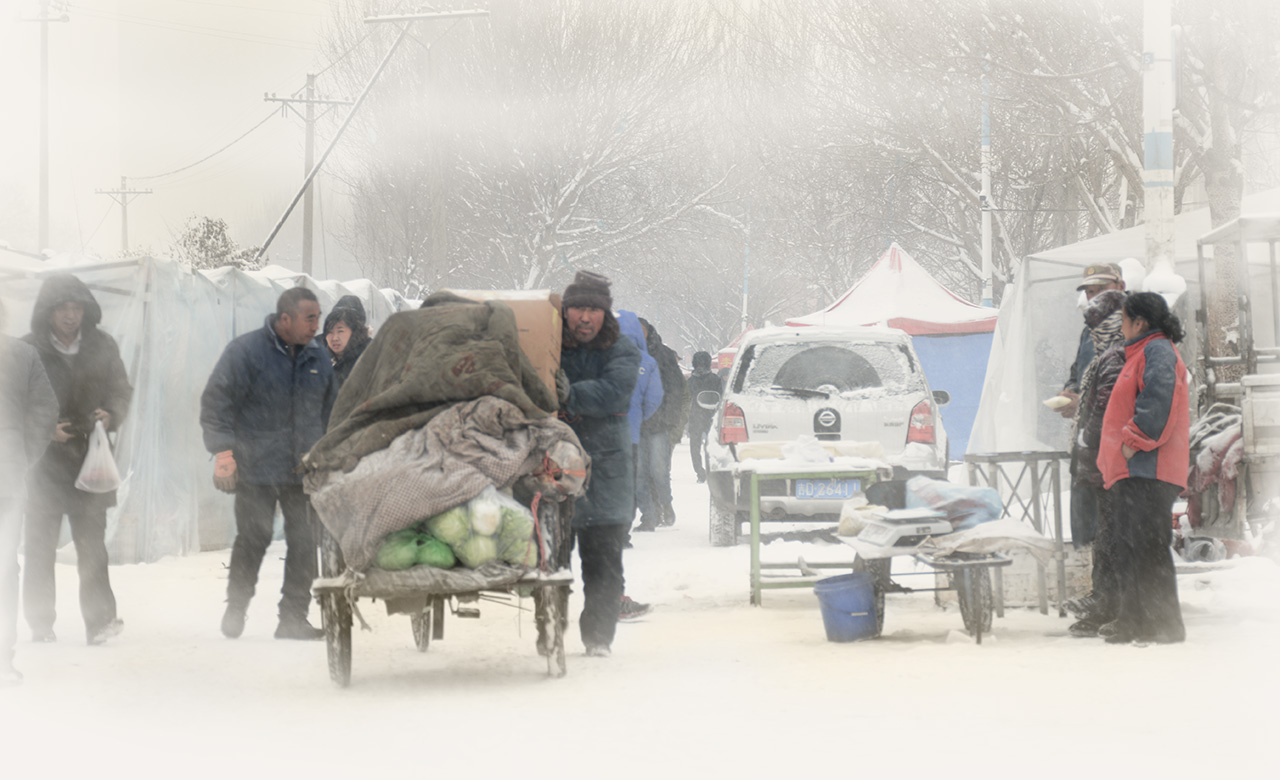晨雪集市