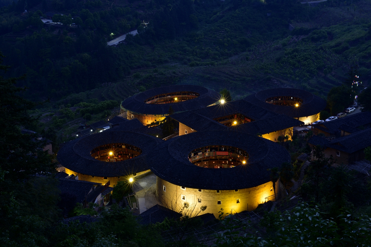 土楼夜景