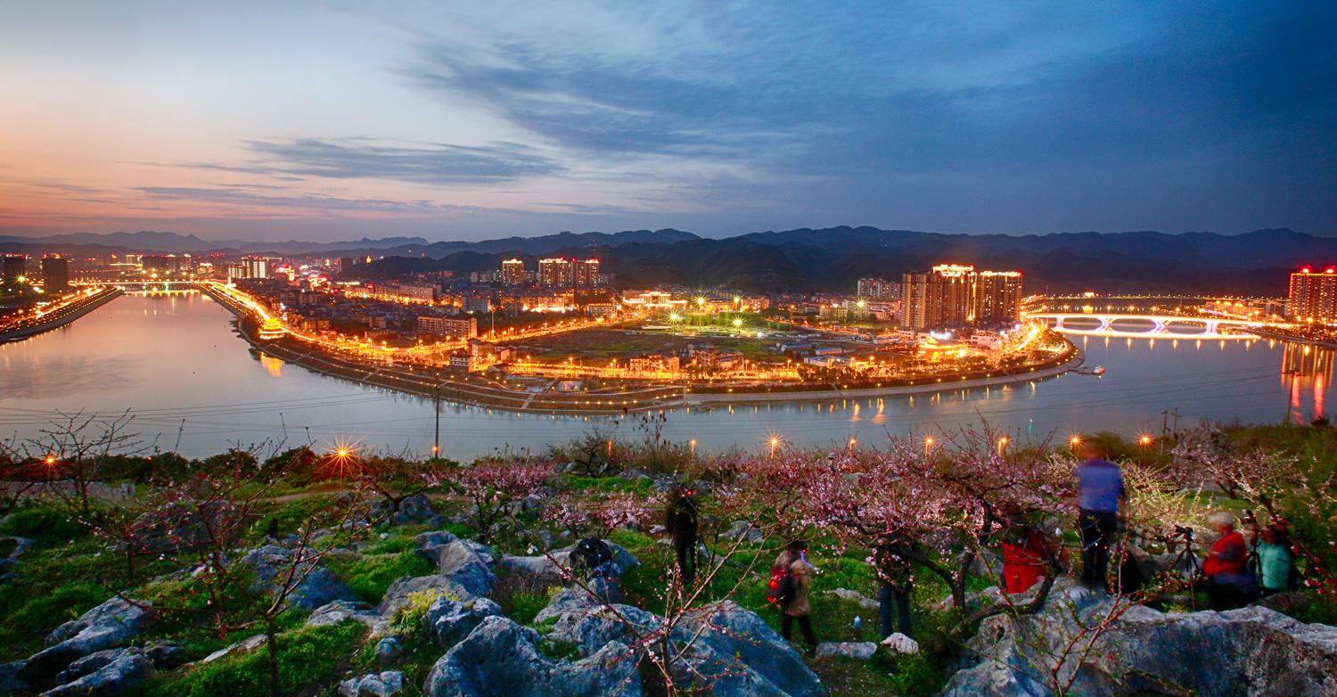 庸城夜景