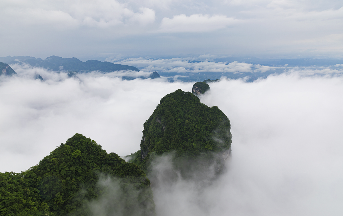 天门山云海