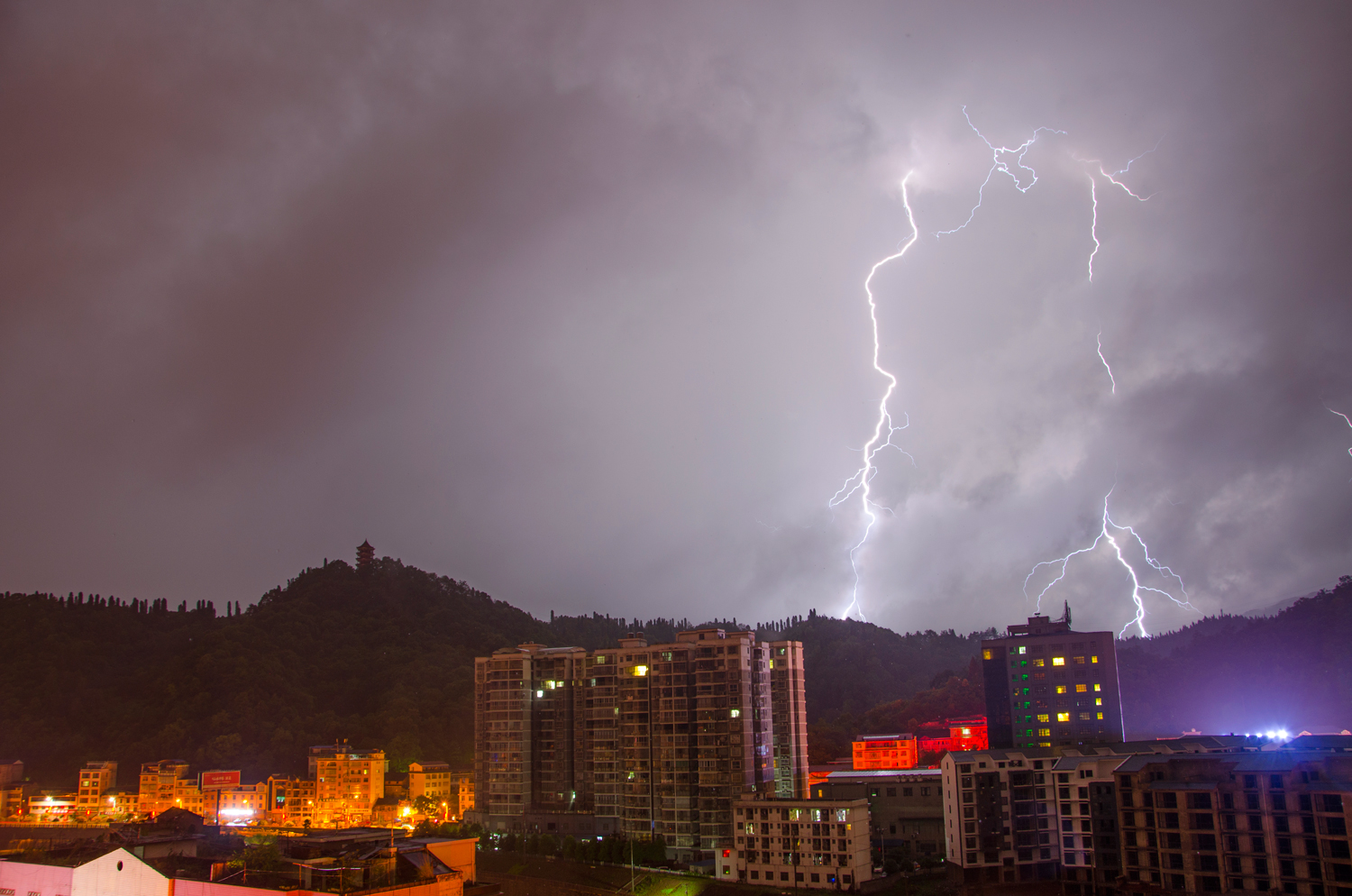 雷电