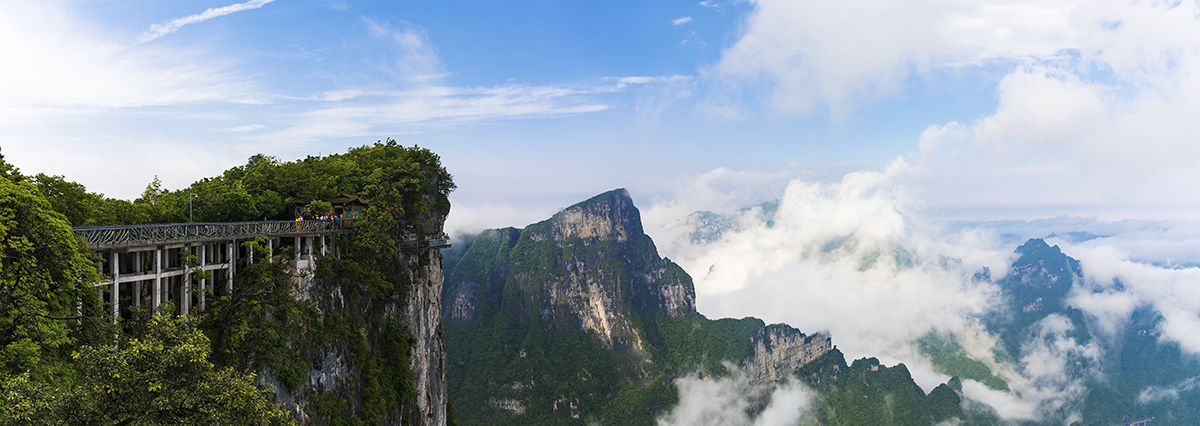 天门山云海