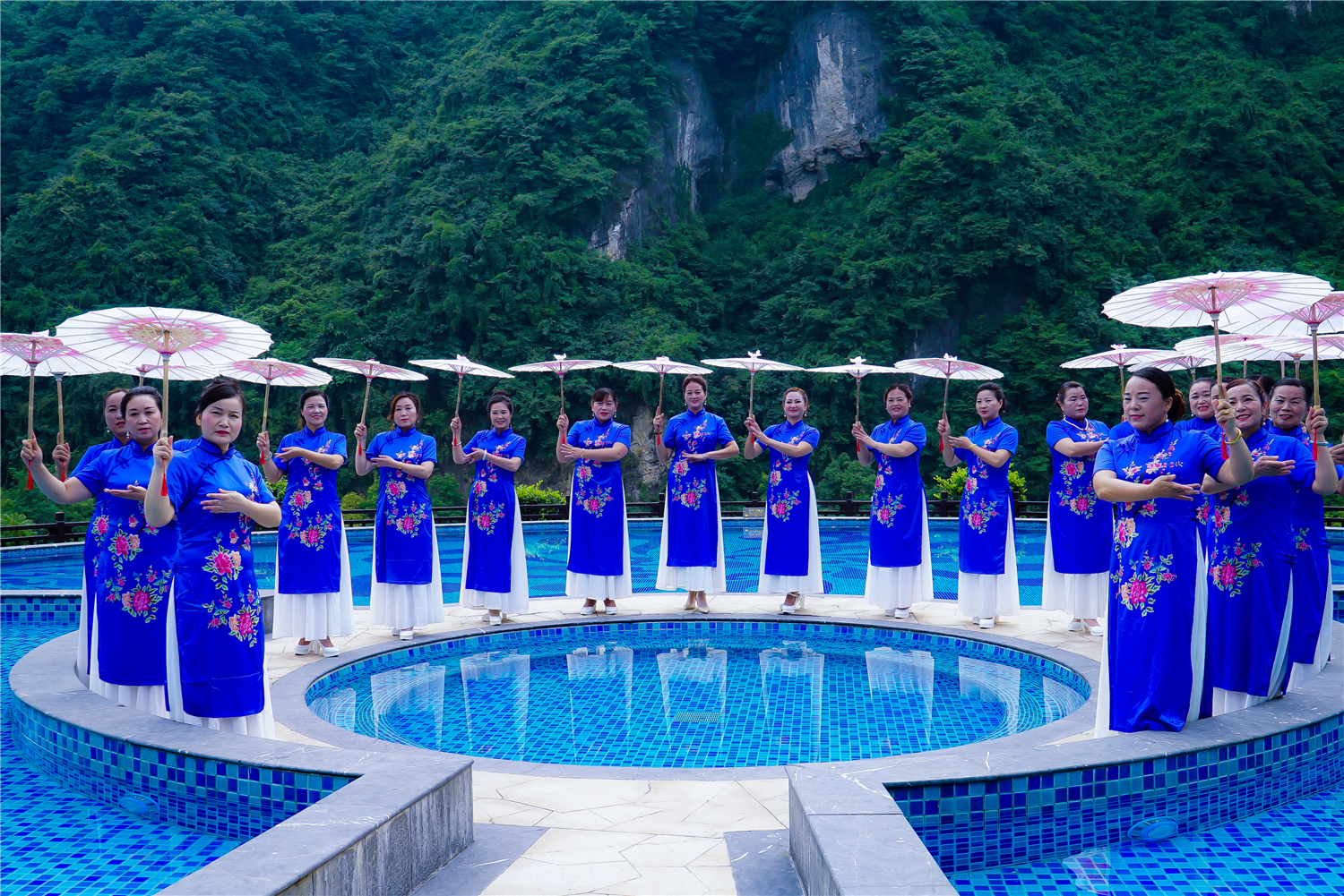 旗袍佳丽
