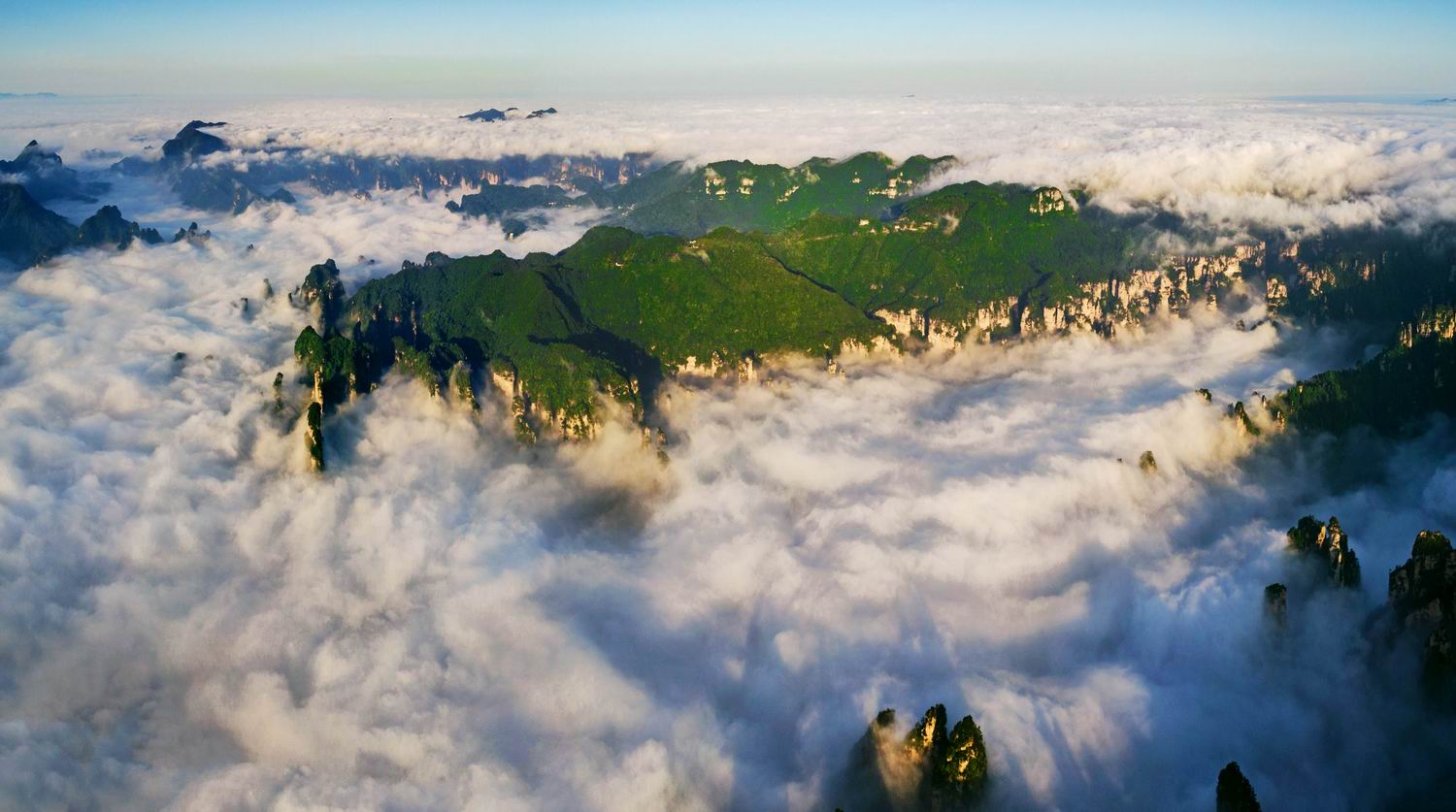 《云海天子山》组照一